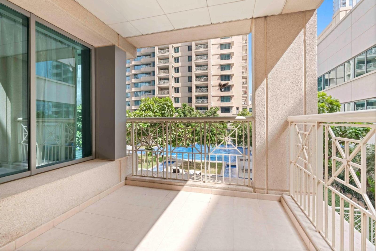 Vacay Lettings 1 Bed Close To Down Town Fountain View Dubai Ngoại thất bức ảnh